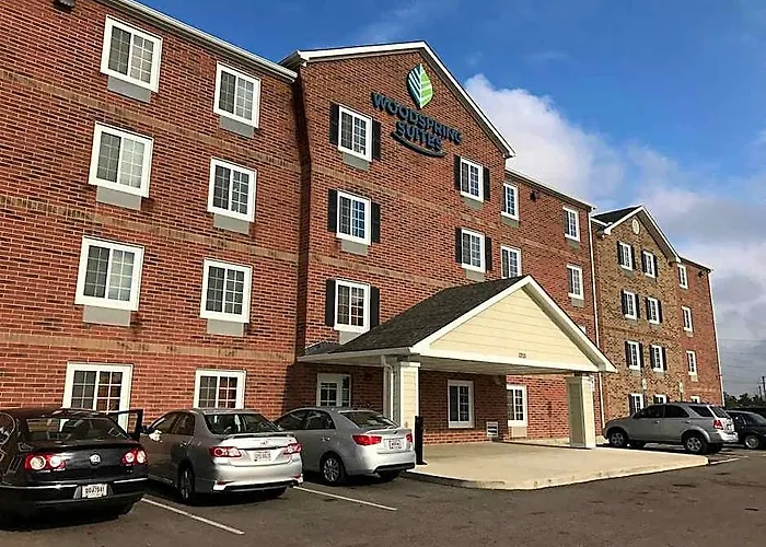 Woodspring Urbancrest Hotel