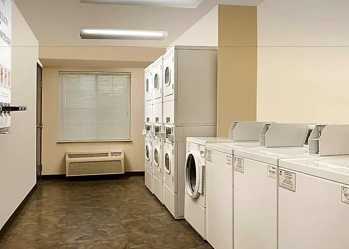 Hotel Woodspring Urbancrest