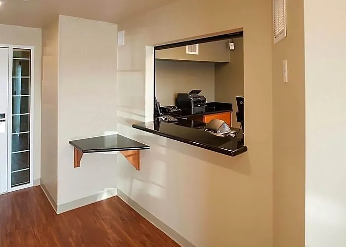 Hotel Woodspring Urbancrest Columbus